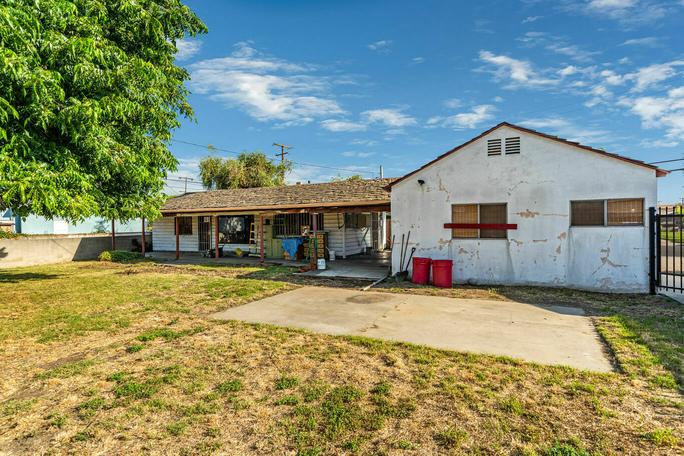 Downey, CA probate property